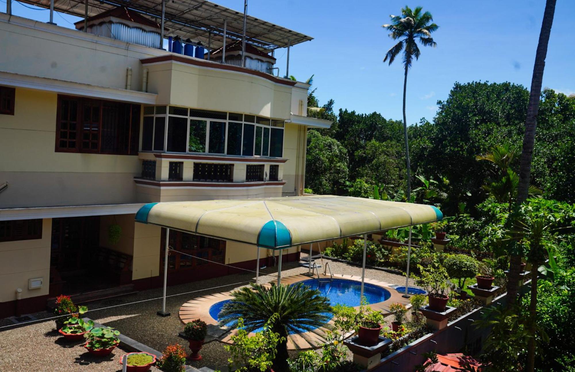 Parvathy Serenity In Varkala Attingal Exterior photo