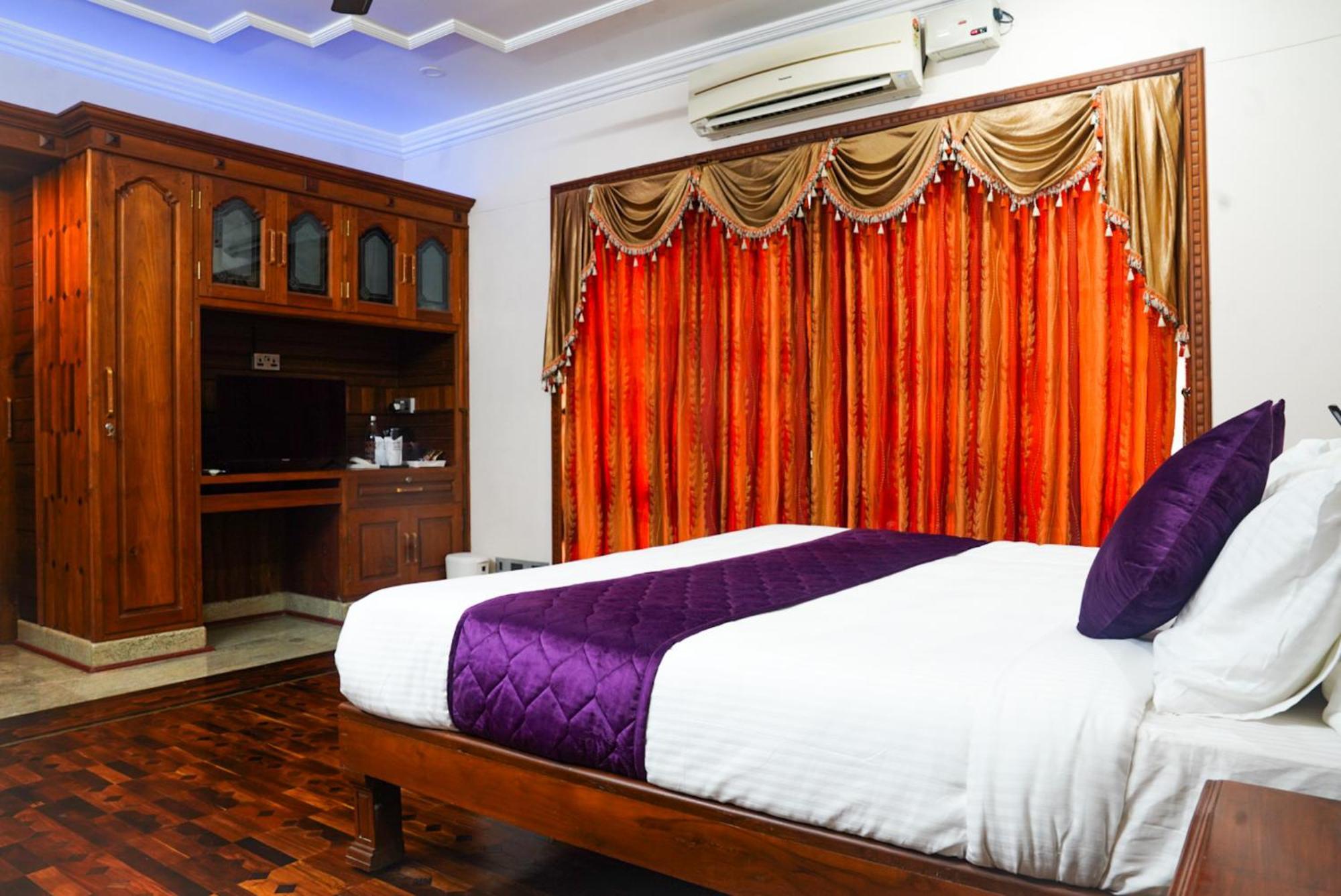 Parvathy Serenity In Varkala Attingal Exterior photo